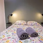 Les Duplex Du Puy Gare & Compostelle 아파트