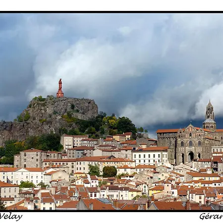 Διαμέρισμα Les Duplex Du Puy & Etape Compostelle Centre-ville *