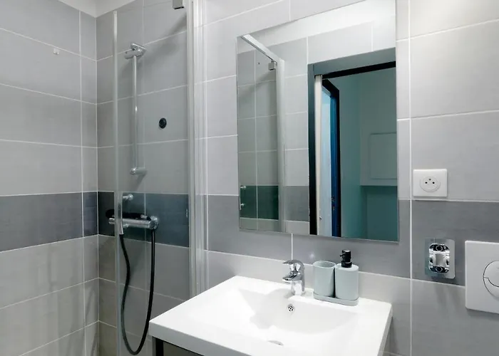 Daire Les Duplex Du Puy Gare & Compostelle